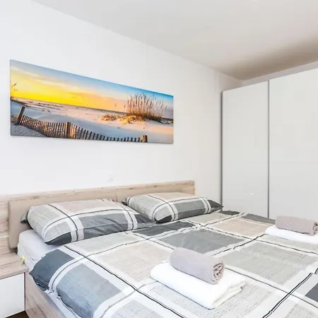 Palms Appartement *
