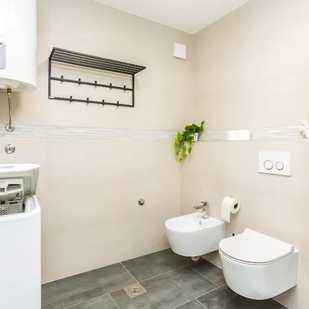 Palms Apartment